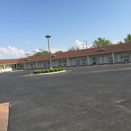לובוק Tech Inn מראה חיצוני תמונה