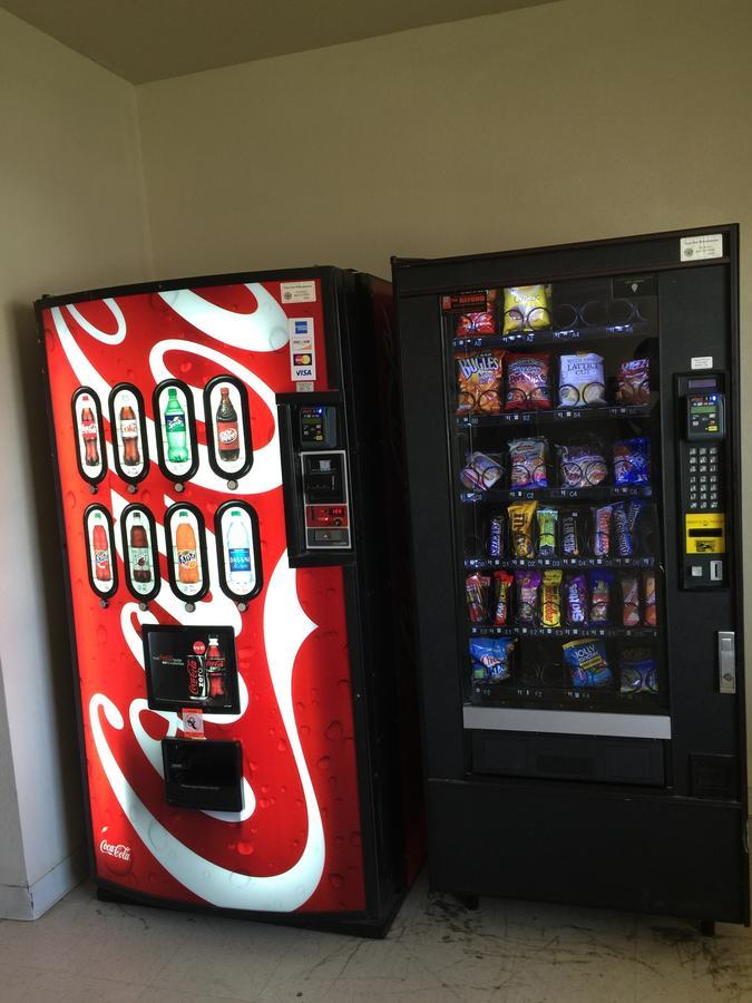 לובוק Tech Inn מראה חיצוני תמונה